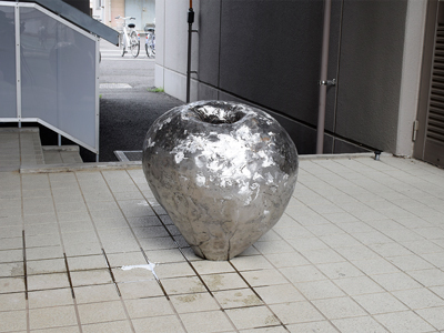 箱崎恵の作品、鉄による立体構成Ⅱ