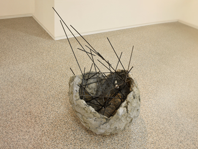 箱崎恵の作品、破裂（Sands Burst）