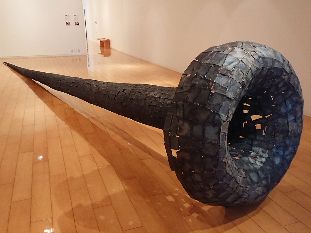 箱崎恵の作品、鋒（きっさき）