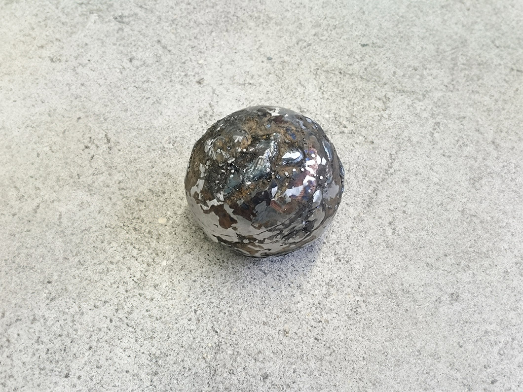 箱崎恵の作品、重円状（じゅうえんじょう）