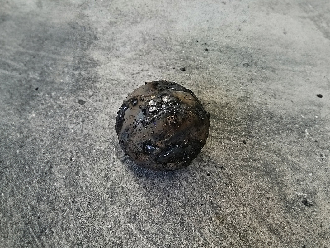 箱崎恵の作品、重円状（じゅうえんじょう）